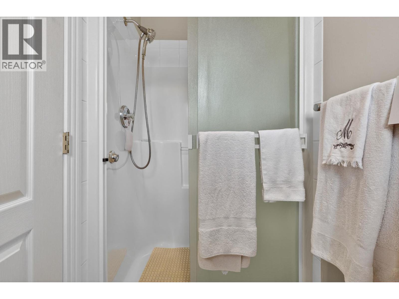 248 Pendragon Place, Kelowna, British Columbia  V1V 1N2 - Photo 27 - 10384885