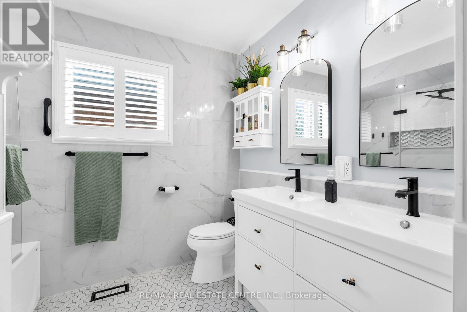 48 Chester Crescent, Halton Hills, Ontario  L7G 5W5 - Photo 34 - W13048318