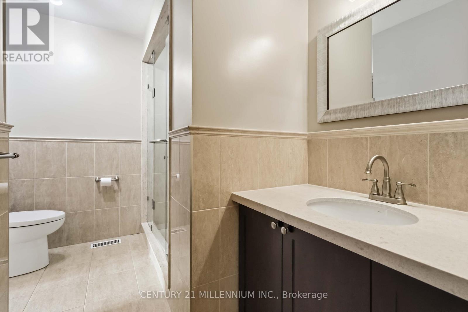 3638 Molly Avenue, Mississauga, Ontario  L5A 3M5 - Photo 17 - W13048320