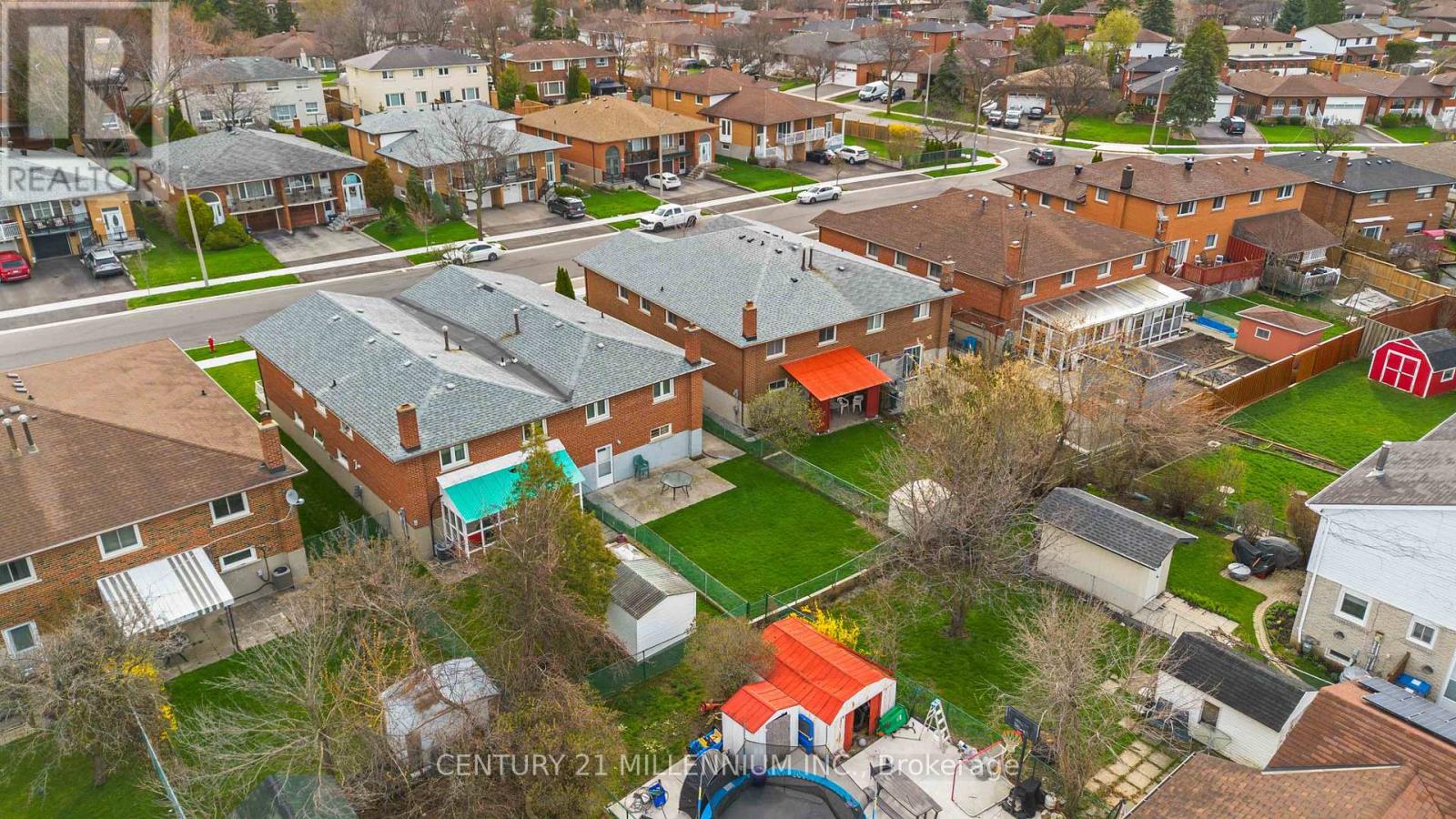 3638 Molly Avenue, Mississauga, Ontario  L5A 3M5 - Photo 29 - W13048320