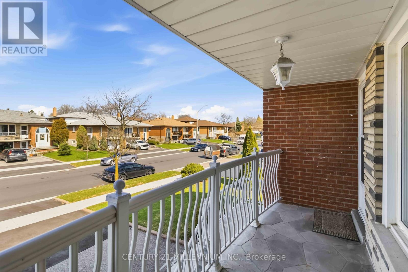 3638 Molly Avenue, Mississauga, Ontario  L5A 3M5 - Photo 8 - W13048320