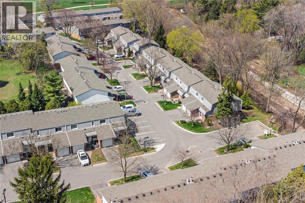 457 Woodview Road Unit# 4, Burlington, Ontario  L7N 2Z9 - Photo 3 - 40824460