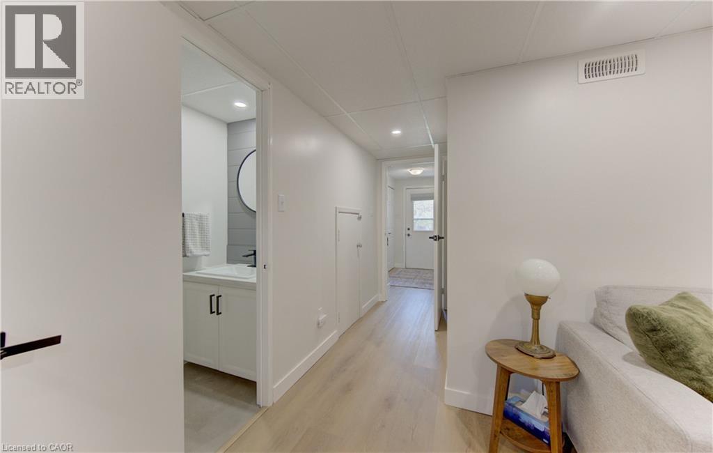 80 Old Country Drive Unit# 2, Kitchener, Ontario  N2E 2E5 - Photo 4 - 40824354