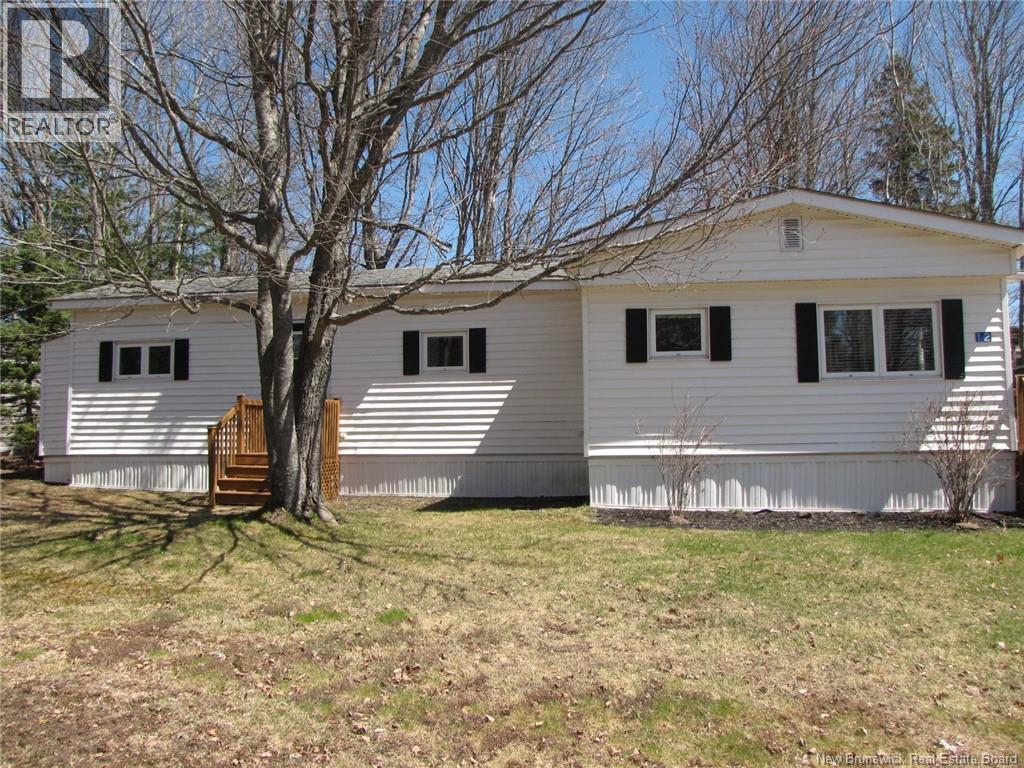 12 Pinetree Street, Moncton, New Brunswick  E1H 2Z6 - Photo 2 - NB135041
