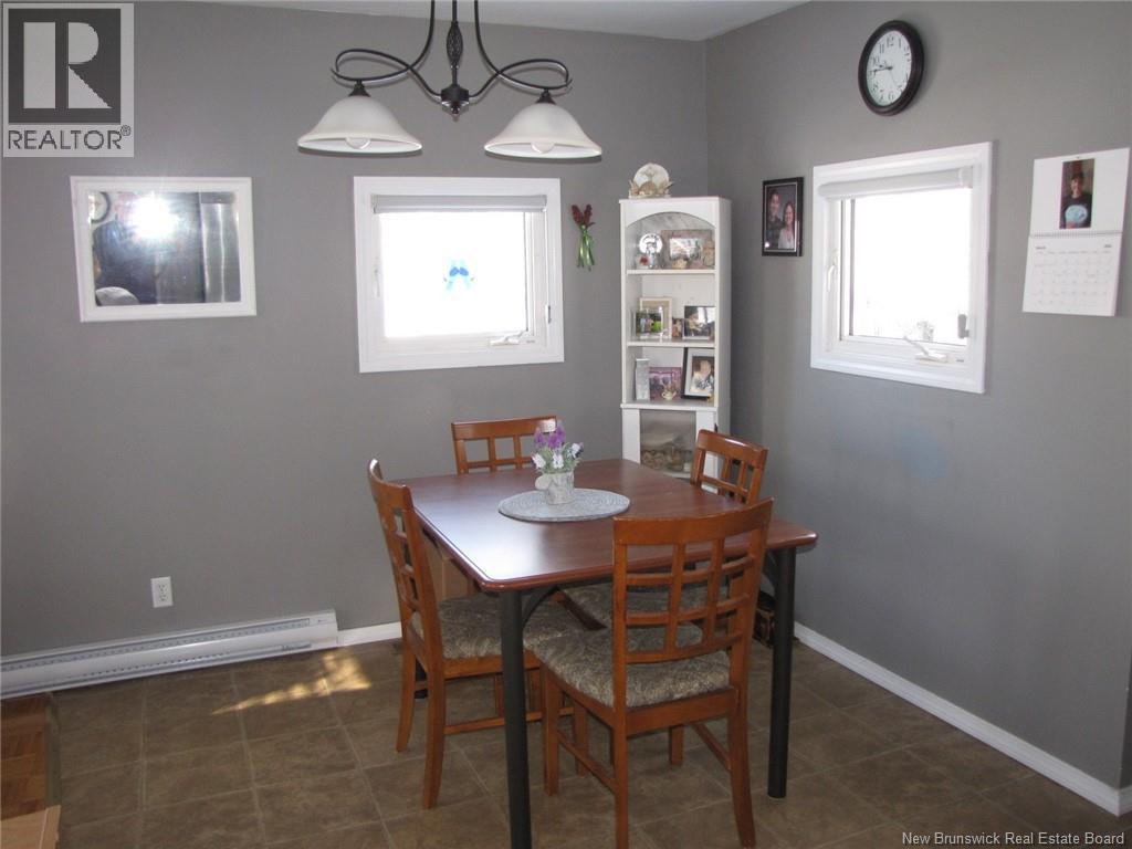 12 Pinetree Street, Moncton, New Brunswick  E1H 2Z6 - Photo 11 - NB135041