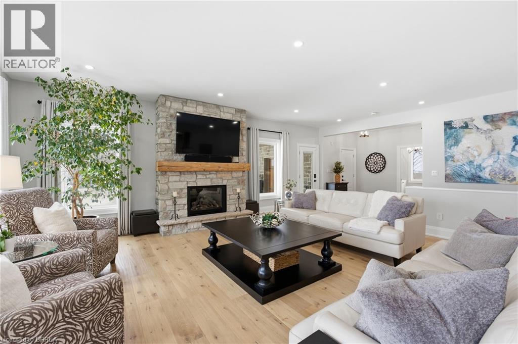 360 Robinson Road, Brantford, Ontario  N3T 5L7 - Photo 15 - 40823890