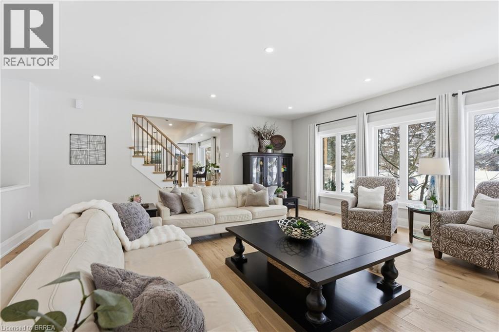 360 Robinson Road, Brantford, Ontario  N3T 5L7 - Photo 16 - 40823890