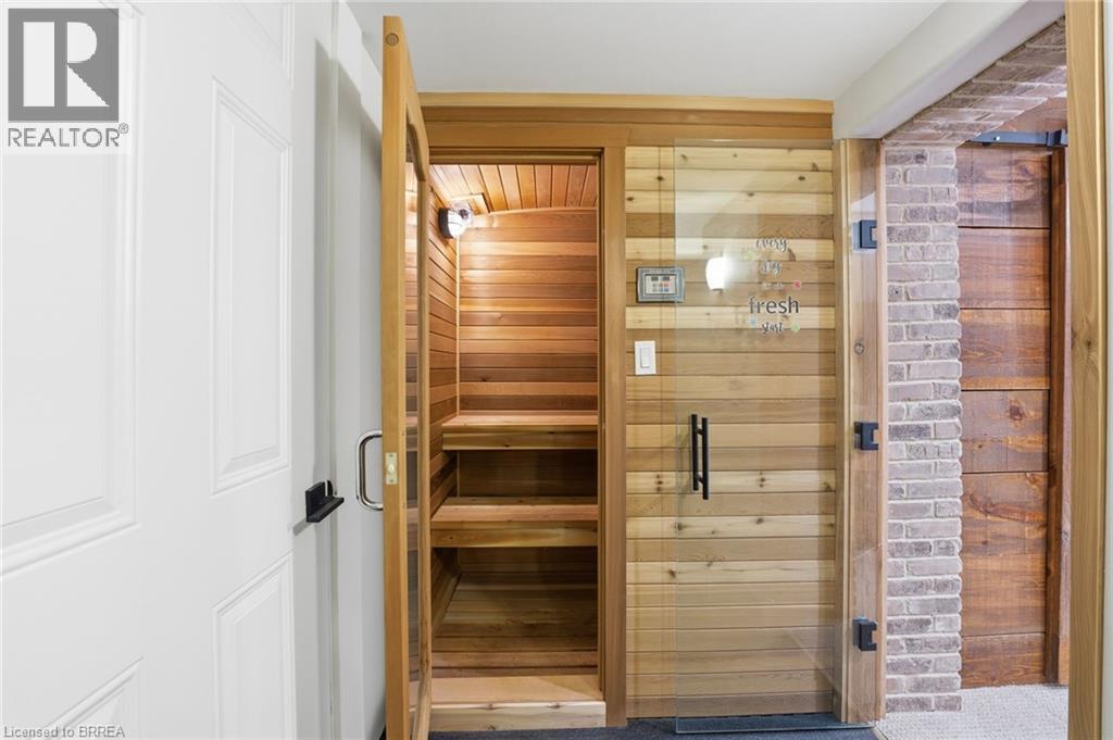 360 Robinson Road, Brantford, Ontario  N3T 5L7 - Photo 41 - 40823890