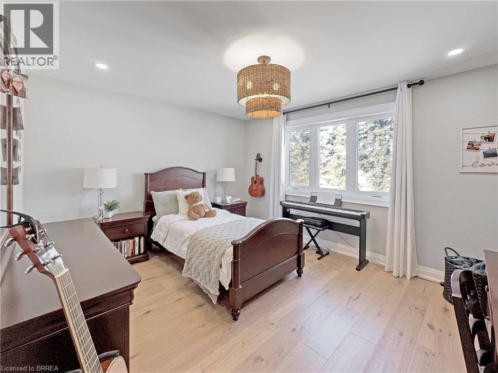 360 Robinson Road, Brantford, Ontario  N3T 5L7 - Photo 32 - 40823890