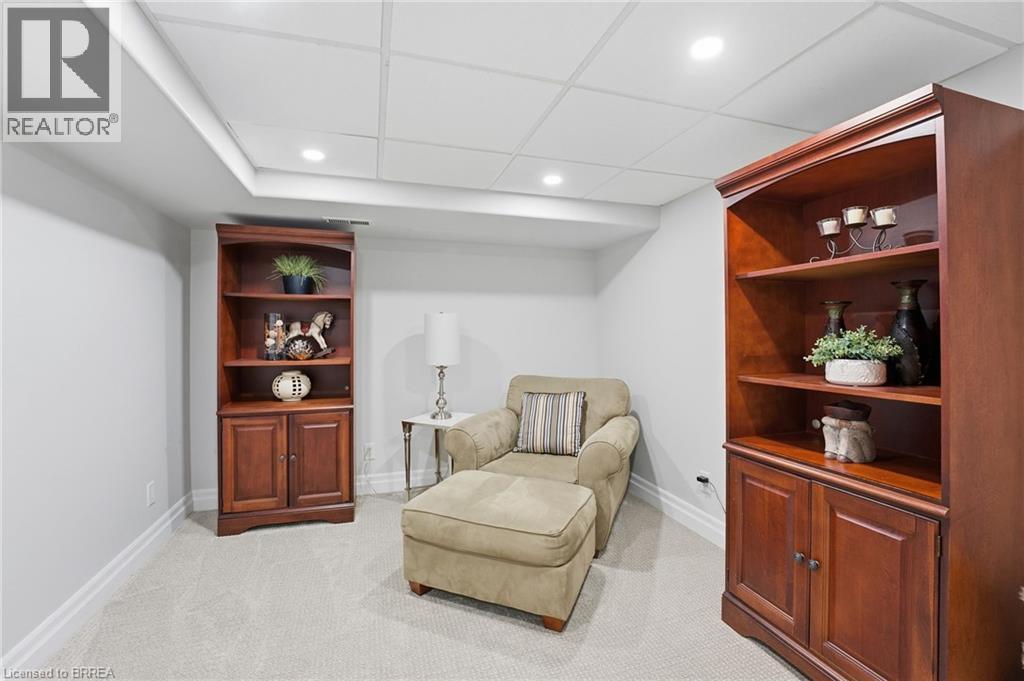 360 Robinson Road, Brantford, Ontario  N3T 5L7 - Photo 39 - 40823890