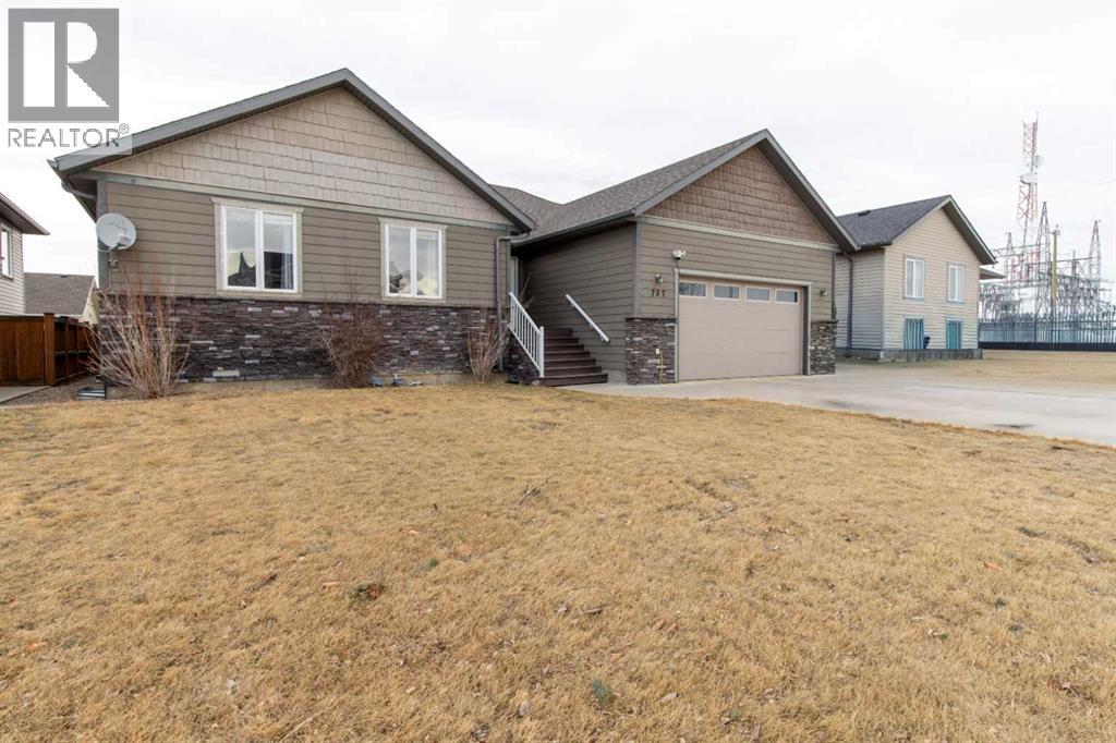 757 27 Street, Fort Macleod, Alberta  T0L 0Z0 - Photo 1 - A2290738