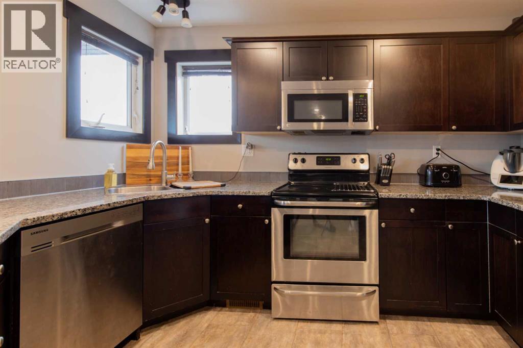 757 27 Street, Fort Macleod, Alberta  T0L 0Z0 - Photo 9 - A2290738