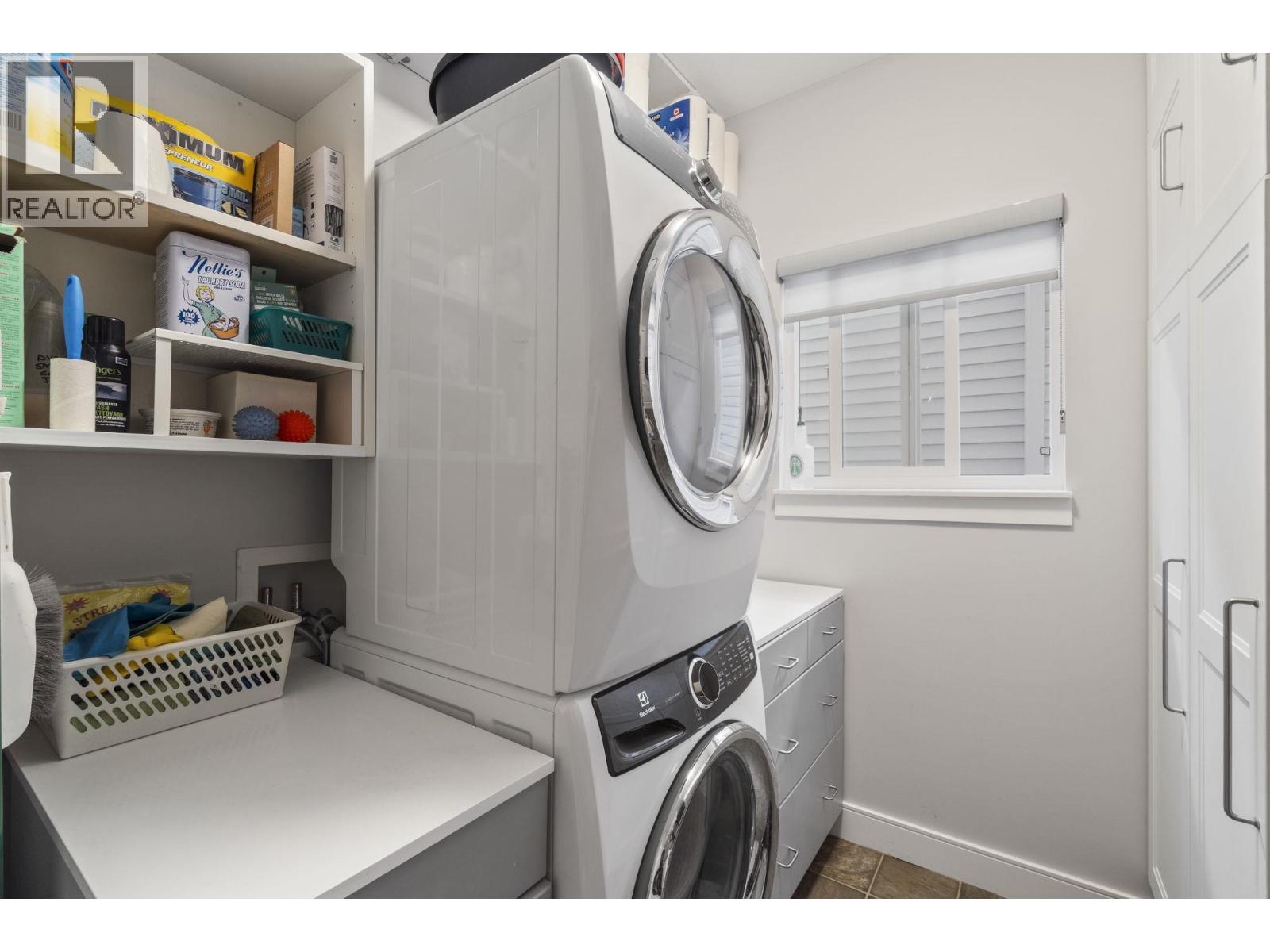 10363 Robertson Street, Maple Ridge, British Columbia  V2W 0A8 - Photo 17 - R3115941