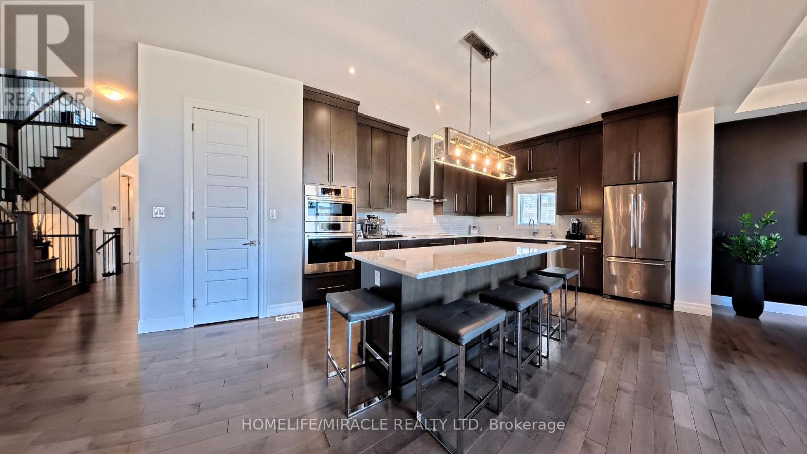 102 Deer Creek Street, Kitchener, Ontario  N2A 4B8 - Photo 10 - X13048438