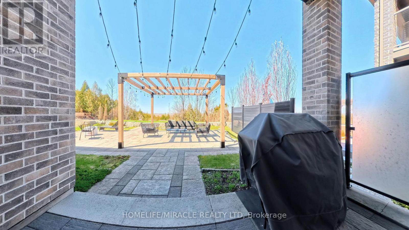 102 Deer Creek Street, Kitchener, Ontario  N2A 4B8 - Photo 43 - X13048438