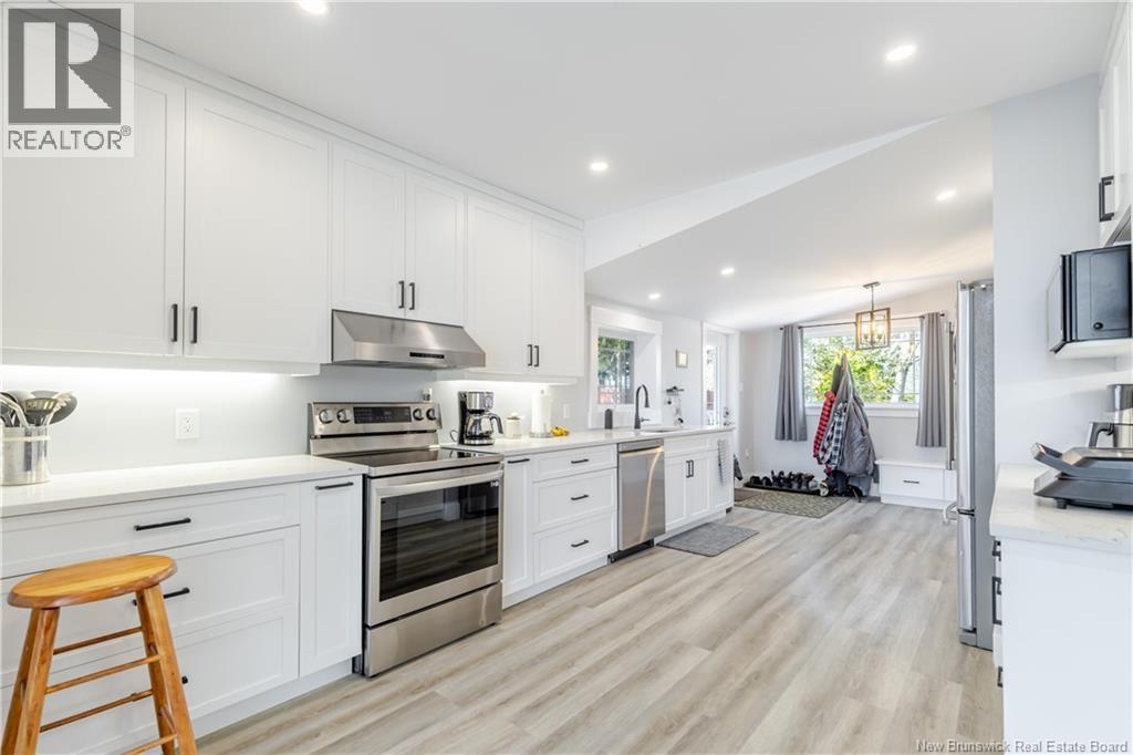 675 Smythe Street, Fredericton, New Brunswick  E3B 3G2 - Photo 17 - NB138021