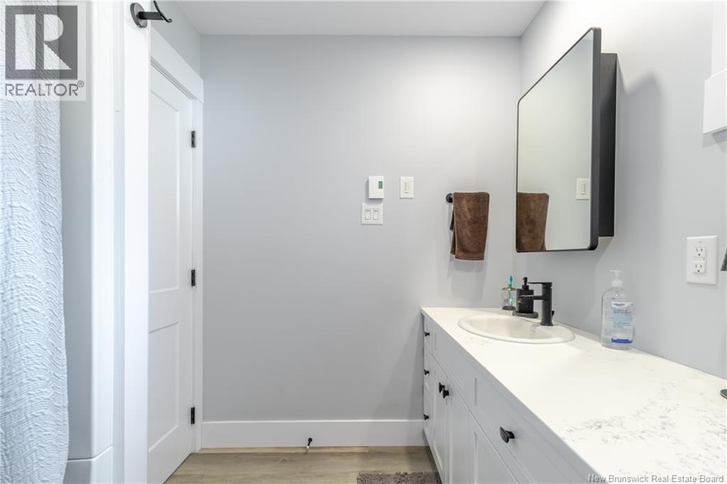 675 Smythe Street, Fredericton, New Brunswick  E3B 3G2 - Photo 32 - NB138021