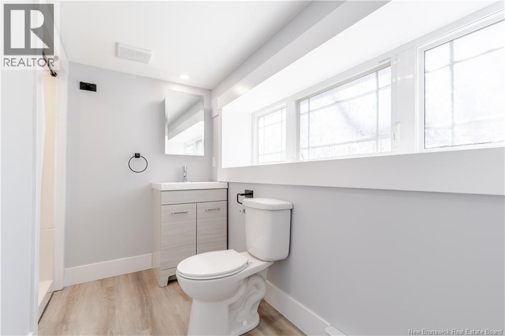 675 Smythe Street, Fredericton, New Brunswick  E3B 3G2 - Photo 36 - NB138021