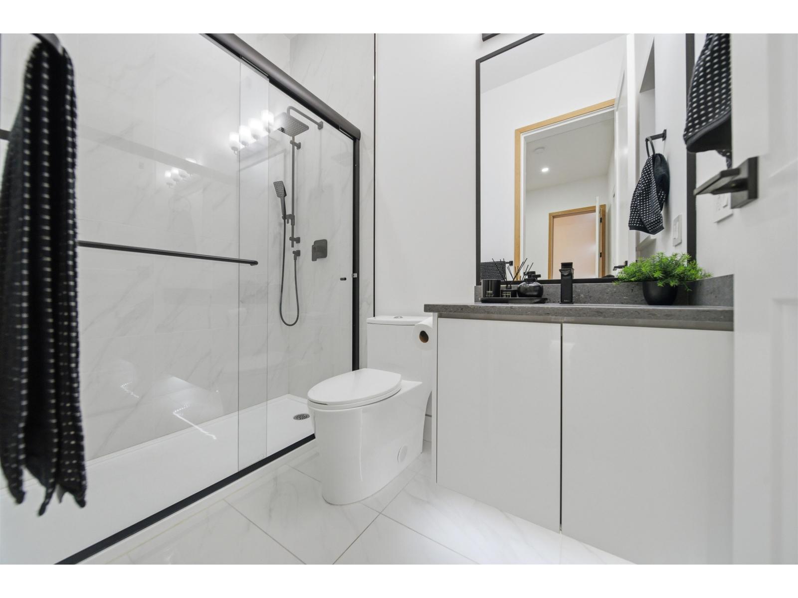 16767 18 Avenue, Surrey, British Columbia  V3Z 9X5 - Photo 11 - R3115455