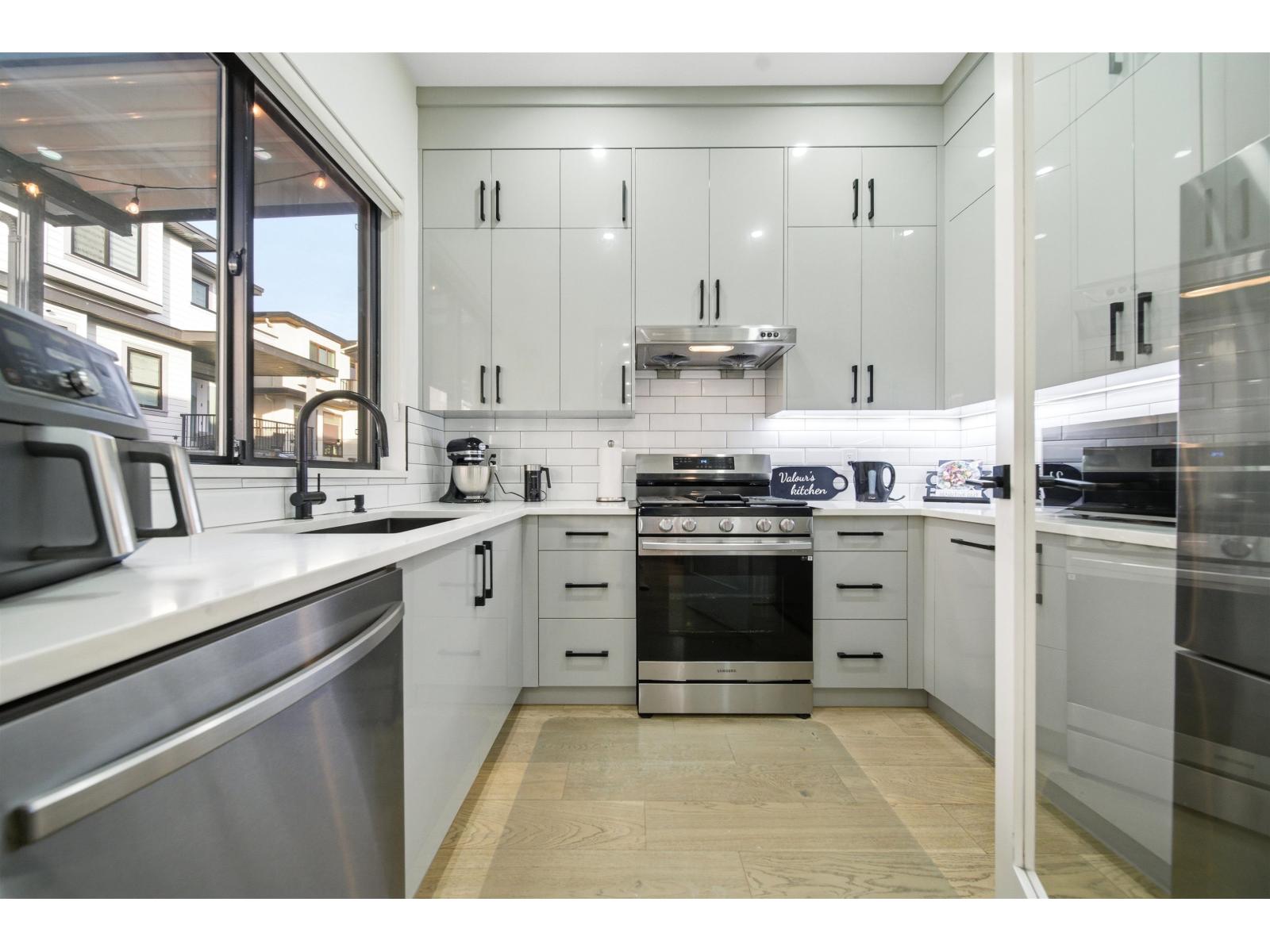 16767 18 Avenue, Surrey, British Columbia  V3Z 9X5 - Photo 9 - R3115455