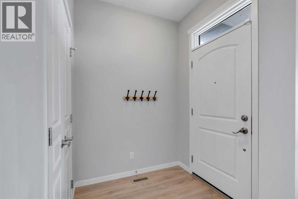 323 Marquis Court SE, Calgary, Alberta  T3M 1Y1 - Photo 4 - A2300832