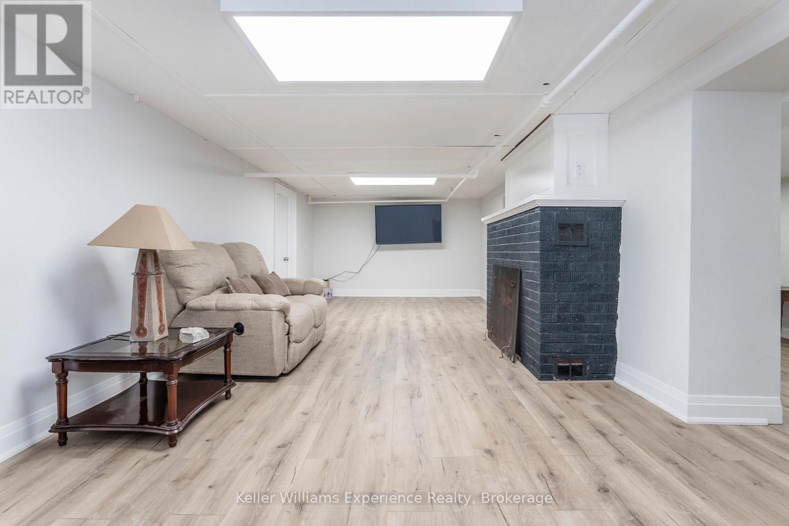 65 Drury Lane, Barrie, Ontario  L4M 3C9 - Photo 15 - S13048326