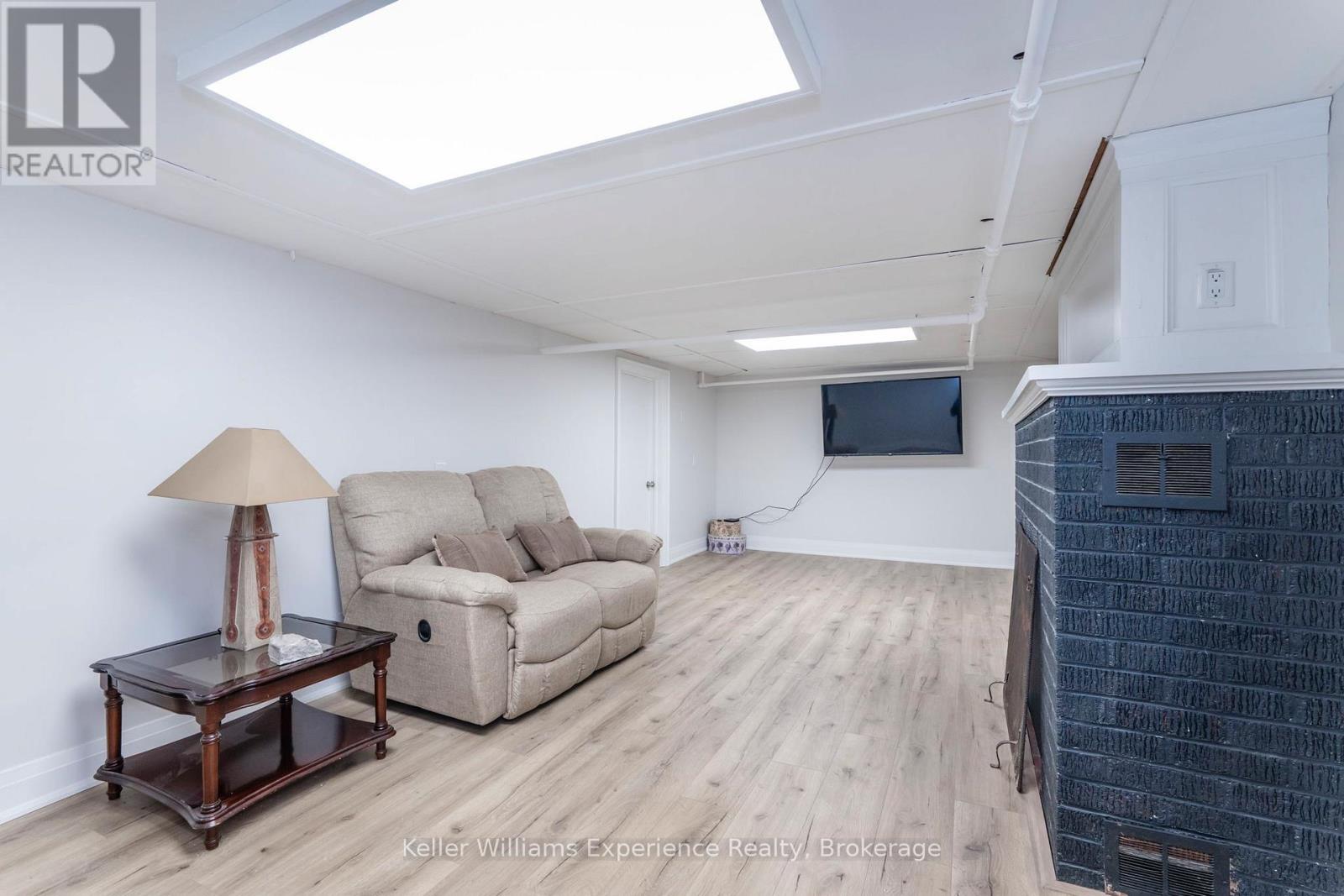 65 Drury Lane, Barrie, Ontario  L4M 3C9 - Photo 16 - S13048326