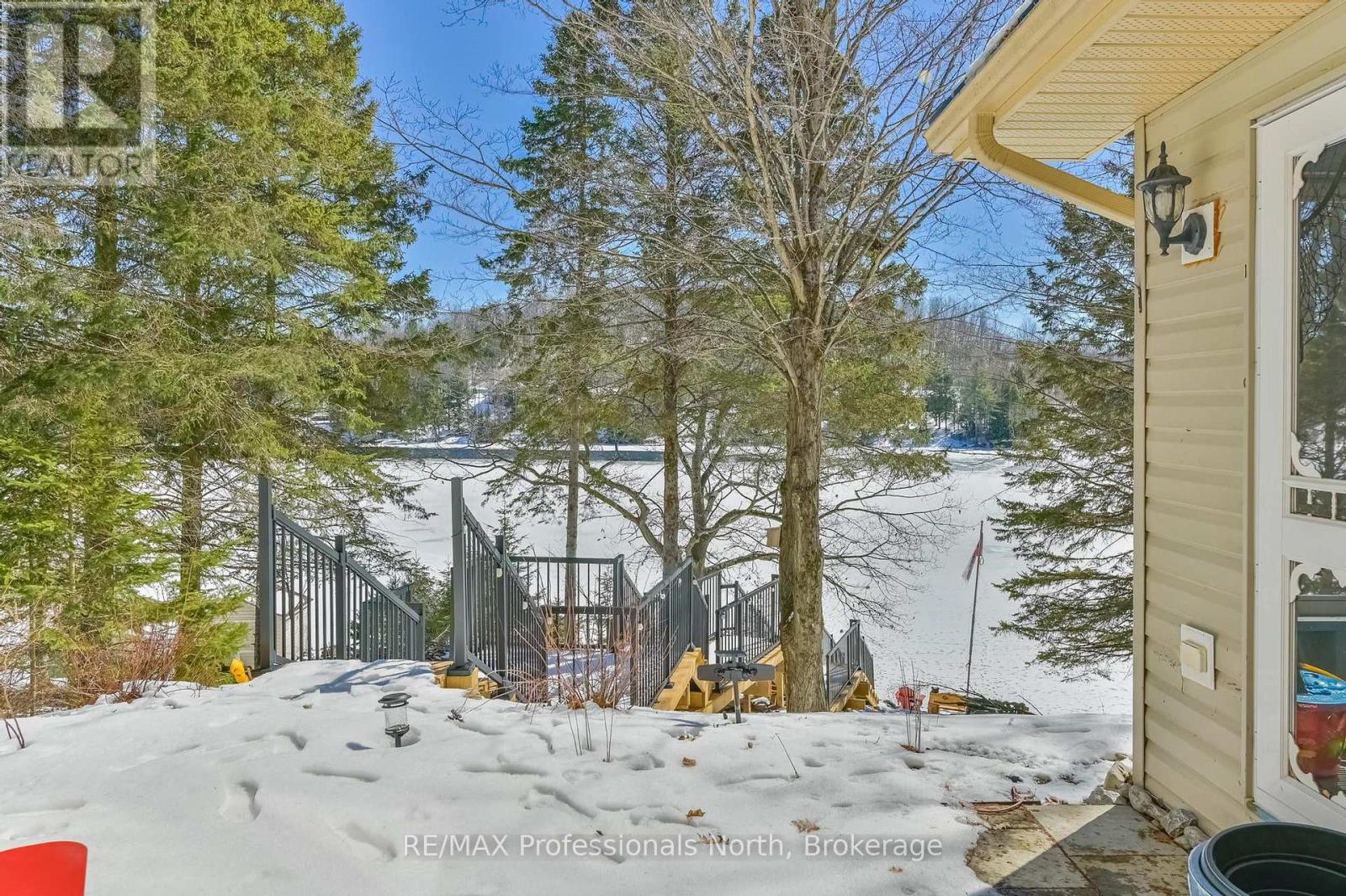 1099 Summer Lane, Minden Hills, Ontario  K0M 2K0 - Photo 35 - X12938388