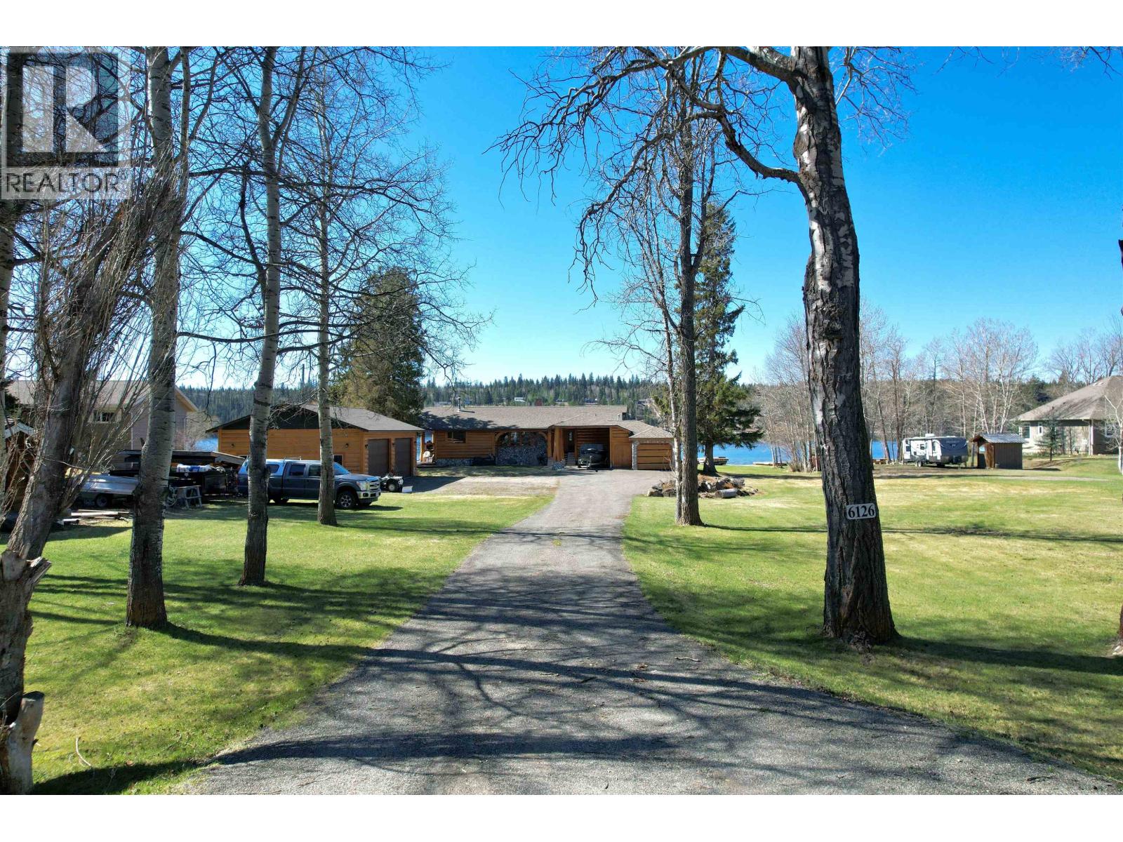 6126 LAKESHORE DRIVE, 100 Mile House, British Columbia