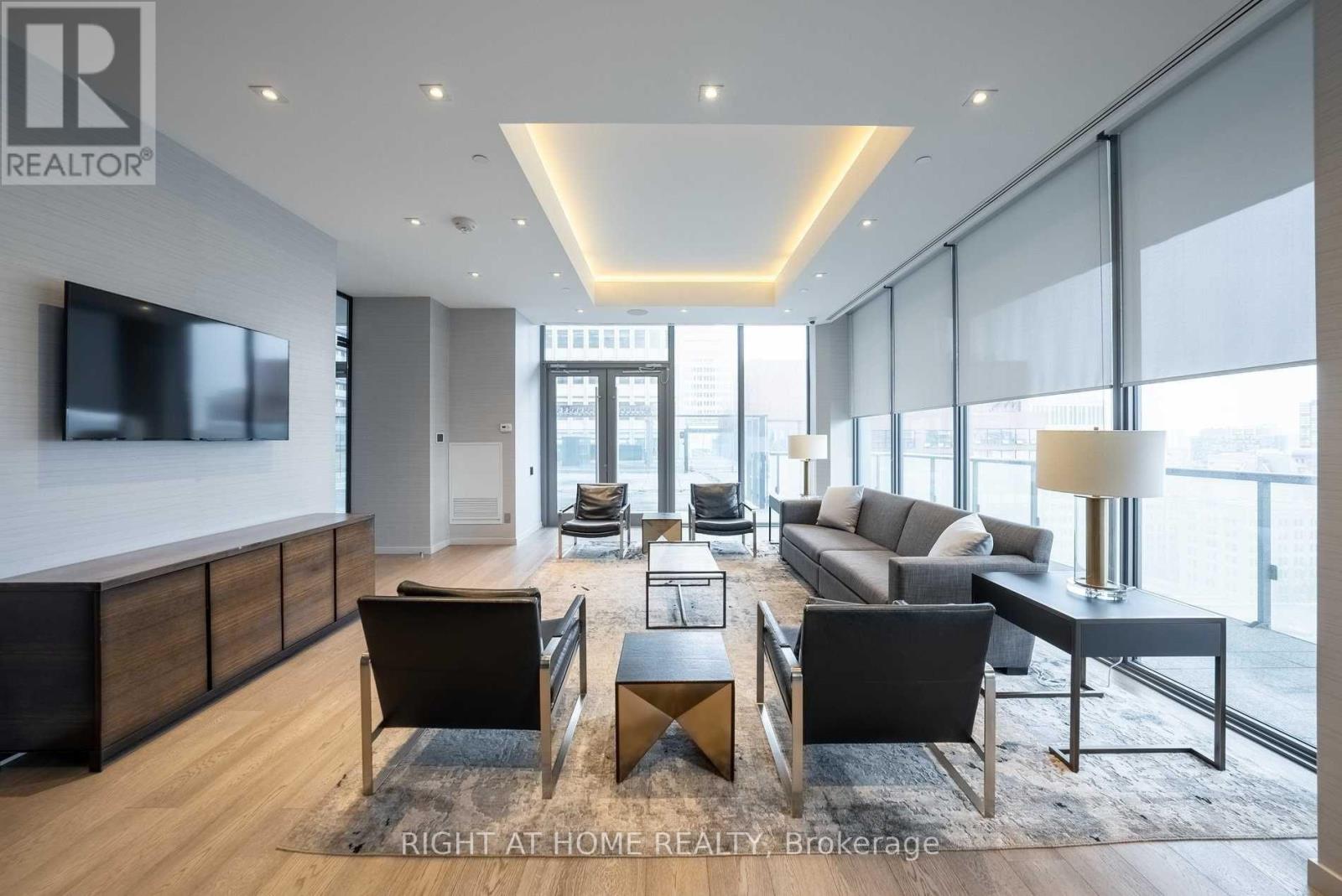 1203 - 57 St. Joseph Street, Toronto, Ontario  M5S 0C5 - Photo 19 - C13043088