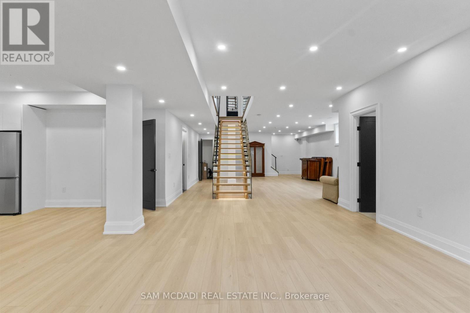 107 Vista Boulevard, Mississauga, Ontario  L5M 1W1 - Photo 34 - W13045252