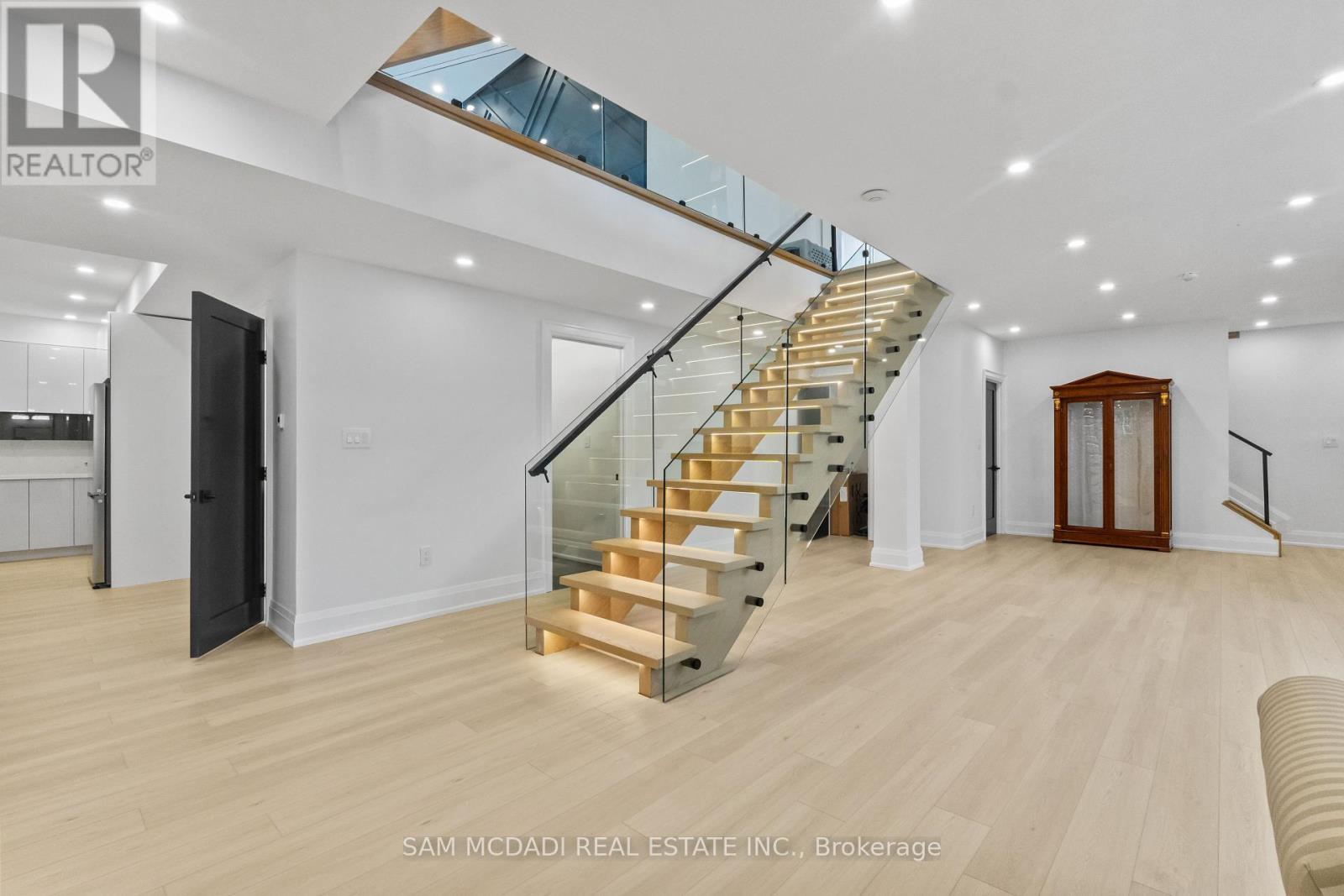 107 Vista Boulevard, Mississauga, Ontario  L5M 1W1 - Photo 41 - W13045252