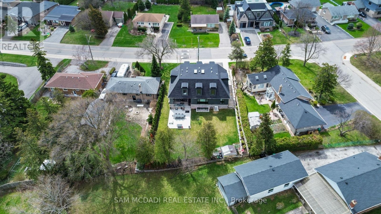 107 Vista Boulevard, Mississauga, Ontario  L5M 1W1 - Photo 49 - W13045252