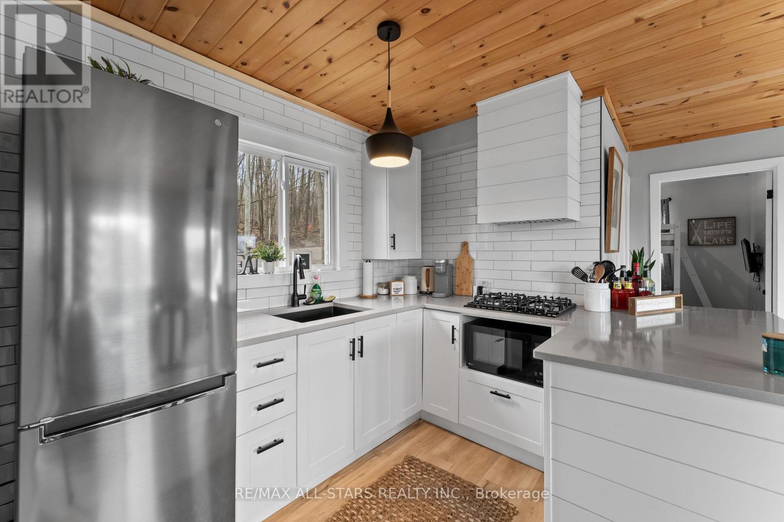 244 Deer Bay Reach Byway S, Trent Lakes, Ontario  K0L 2H0 - Photo 25 - X12990714