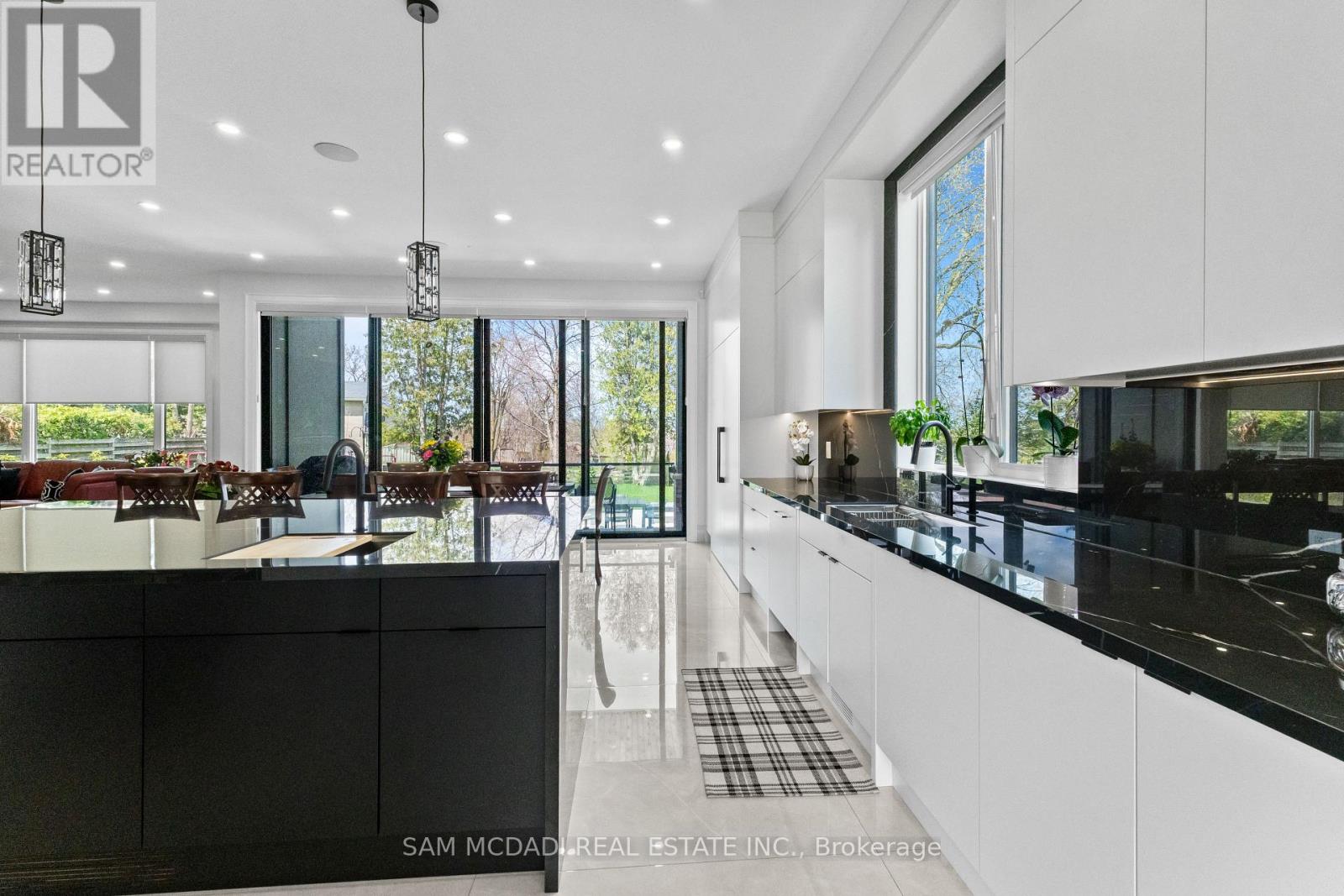 107 Vista Boulevard, Mississauga, Ontario  L5M 1W1 - Photo 8 - W13045252