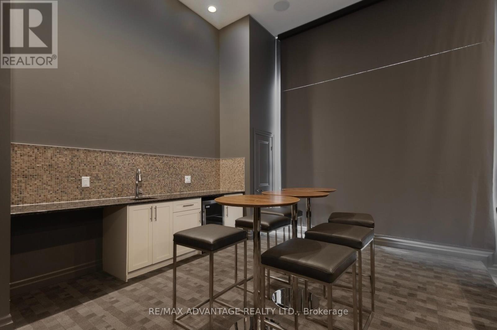 901 - 240 Villagewalk Boulevard, London North, Ontario  N6G 0P6 - Photo 24 - X13001564