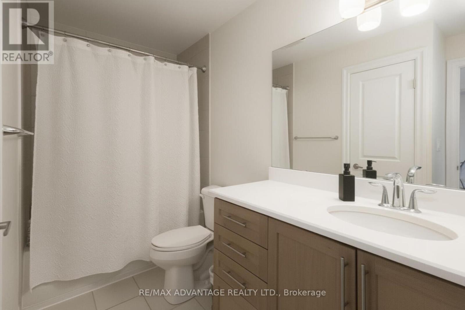 901 - 240 Villagewalk Boulevard, London North, Ontario  N6G 0P6 - Photo 15 - X13001564