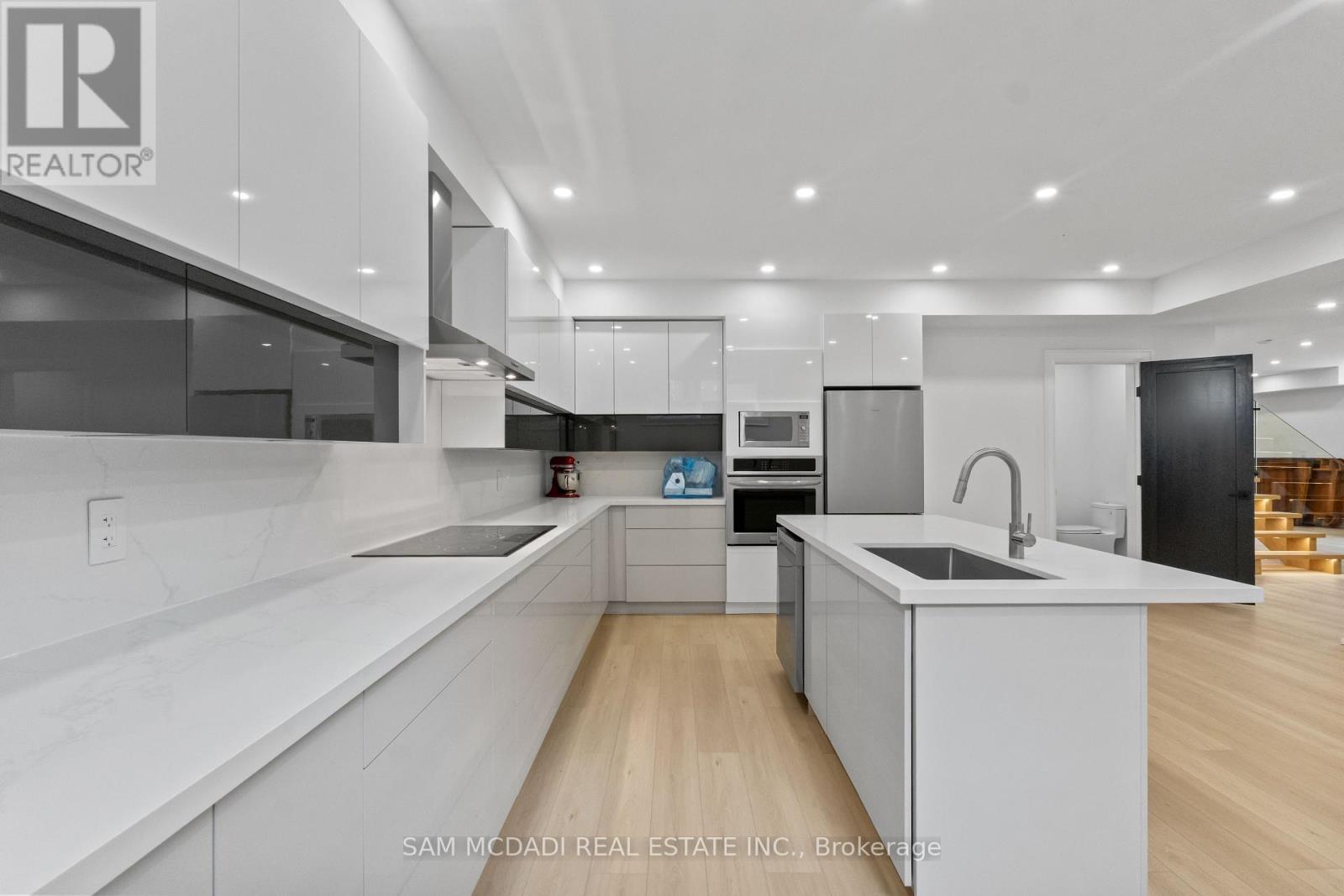 107 Vista Boulevard, Mississauga, Ontario  L5M 1W1 - Photo 37 - W13045252