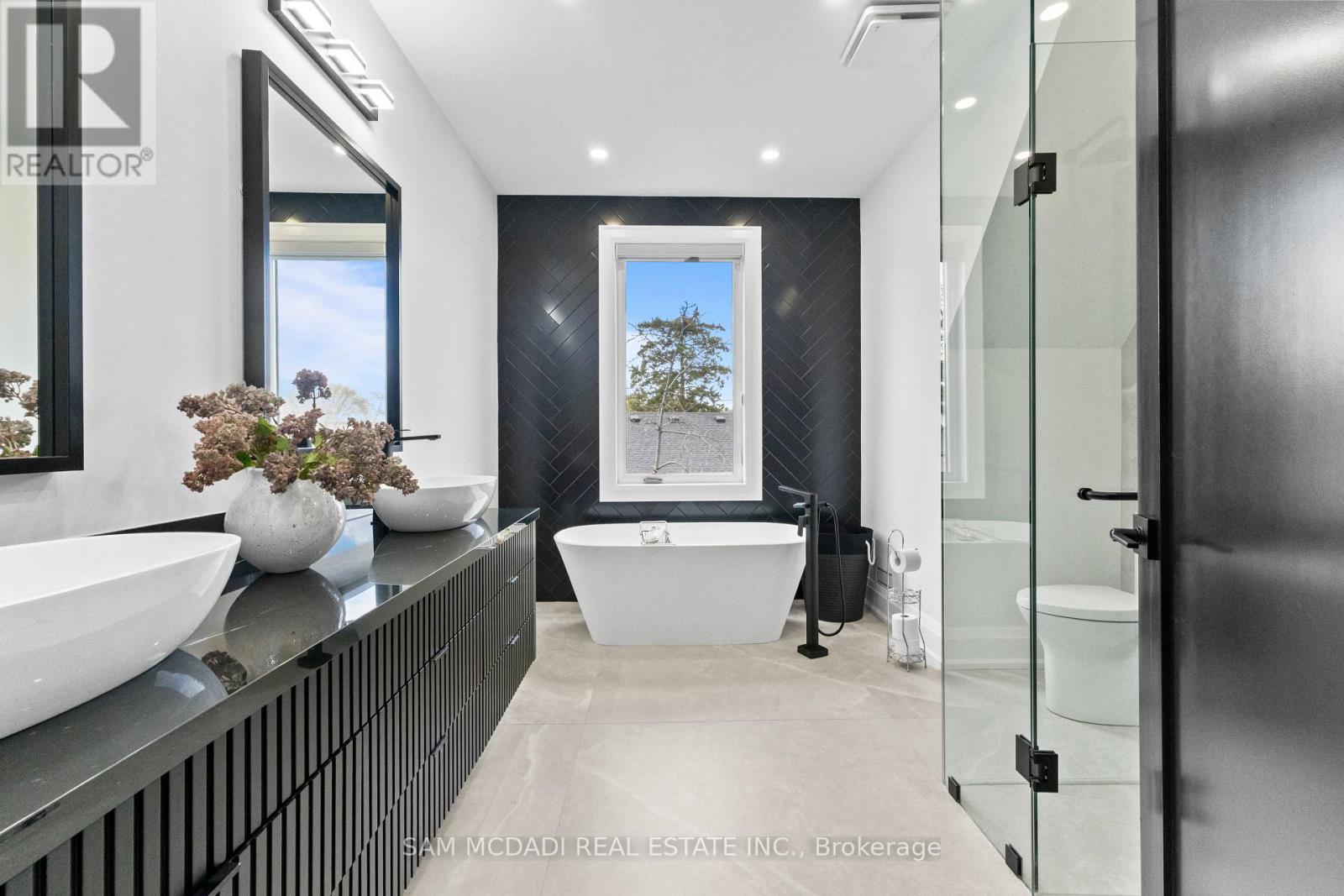 107 Vista Boulevard, Mississauga, Ontario  L5M 1W1 - Photo 24 - W13045252