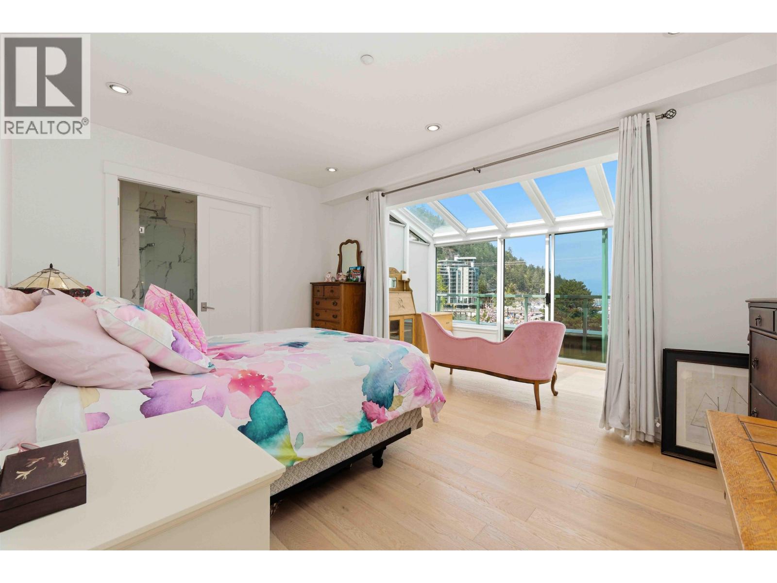 Ph 1 6688 Royal Avenue, West Vancouver, British Columbia  V7W 2B9 - Photo 11 - R3115952