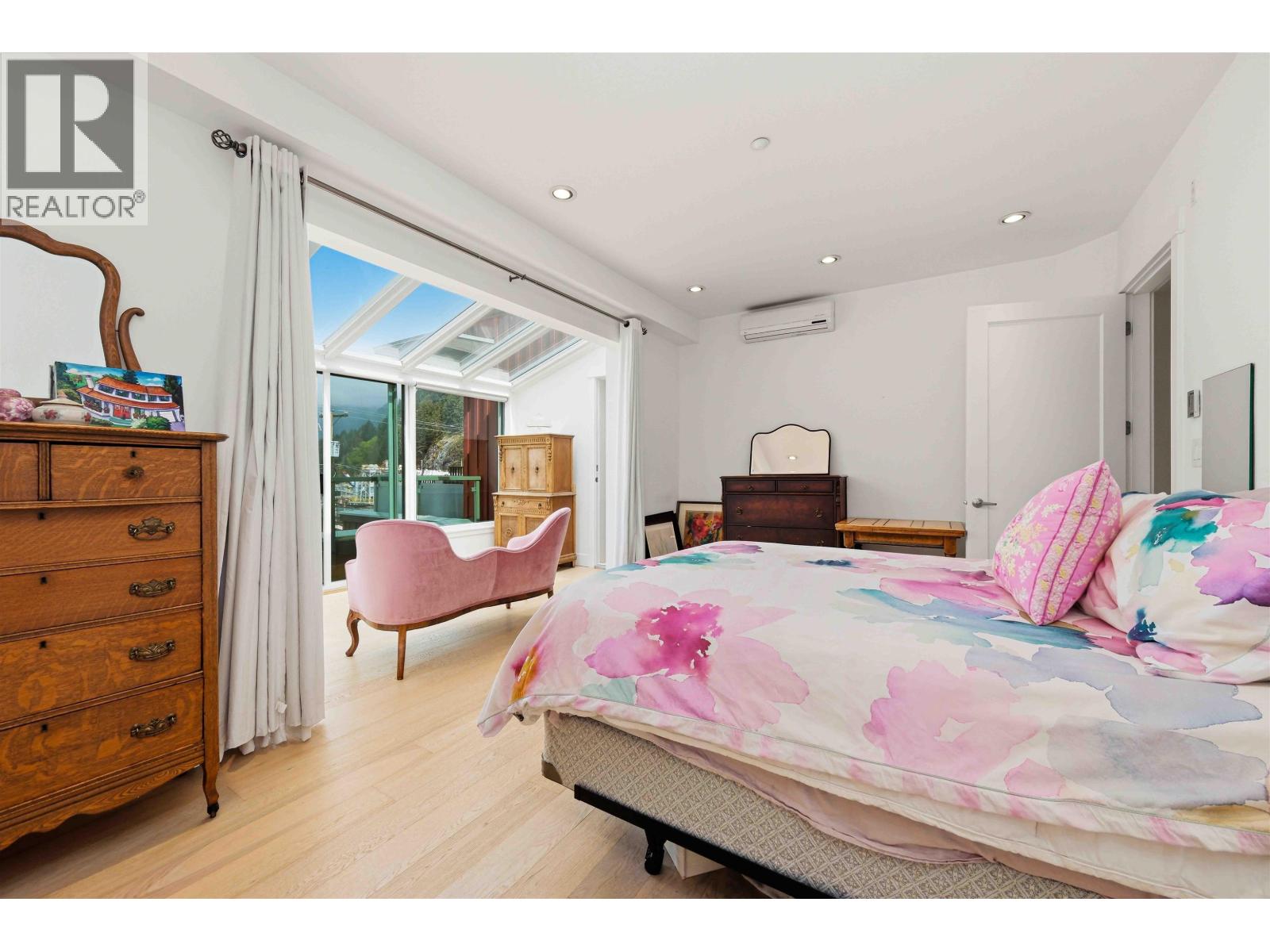 Ph 1 6688 Royal Avenue, West Vancouver, British Columbia  V7W 2B9 - Photo 12 - R3115952