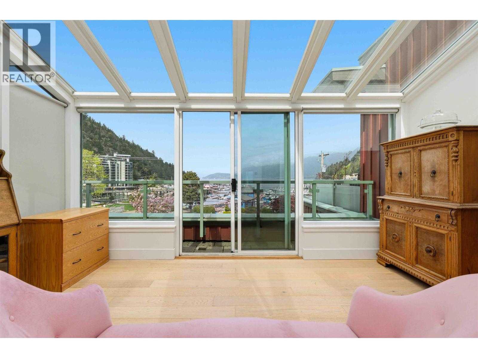 Ph 1 6688 Royal Avenue, West Vancouver, British Columbia  V7W 2B9 - Photo 13 - R3115952