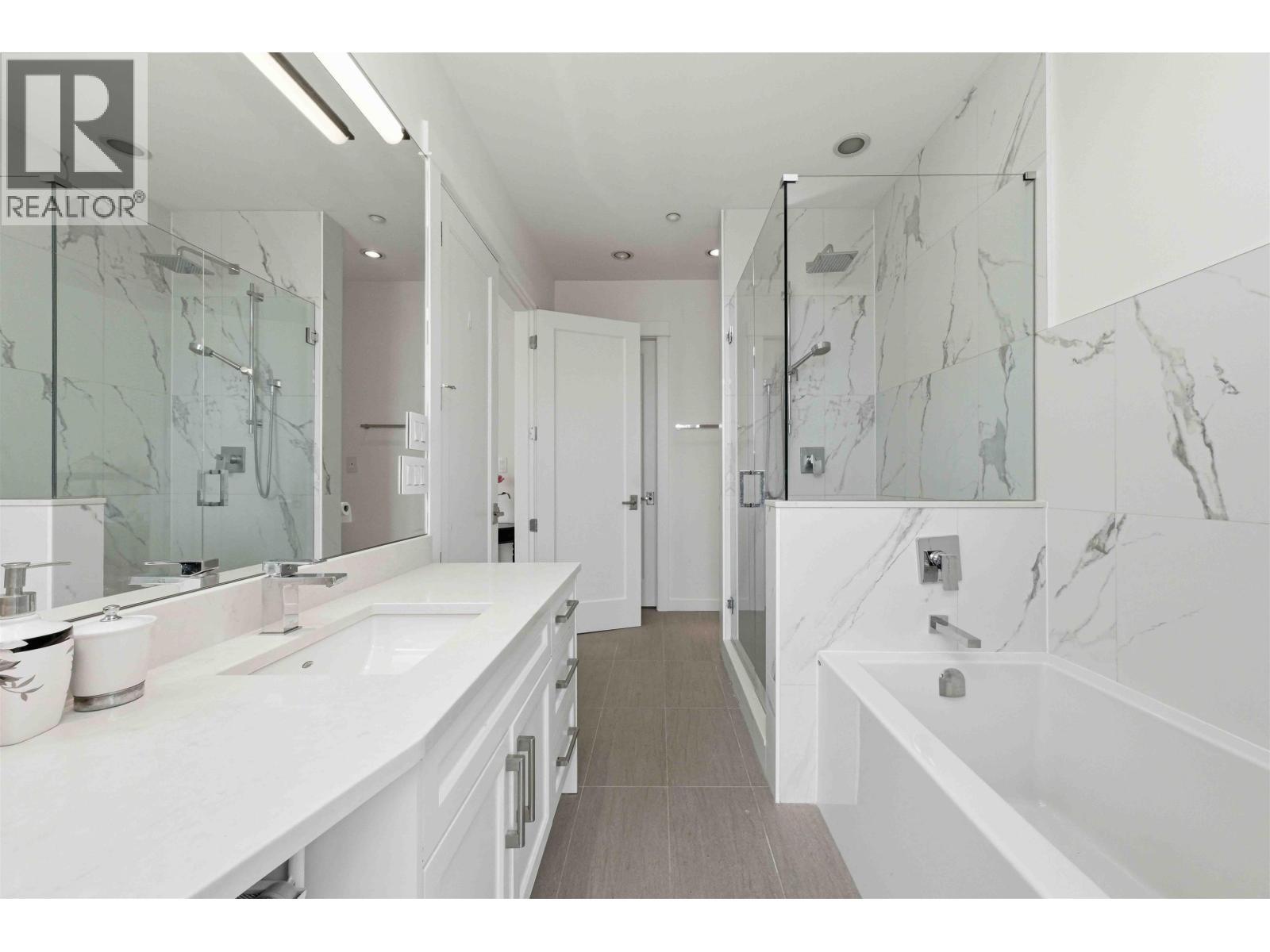 Ph 1 6688 Royal Avenue, West Vancouver, British Columbia  V7W 2B9 - Photo 15 - R3115952