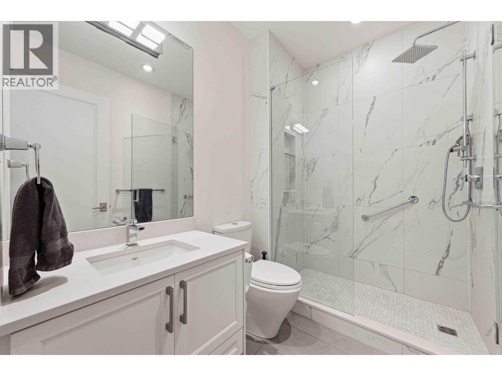 Ph 1 6688 Royal Avenue, West Vancouver, British Columbia  V7W 2B9 - Photo 17 - R3115952