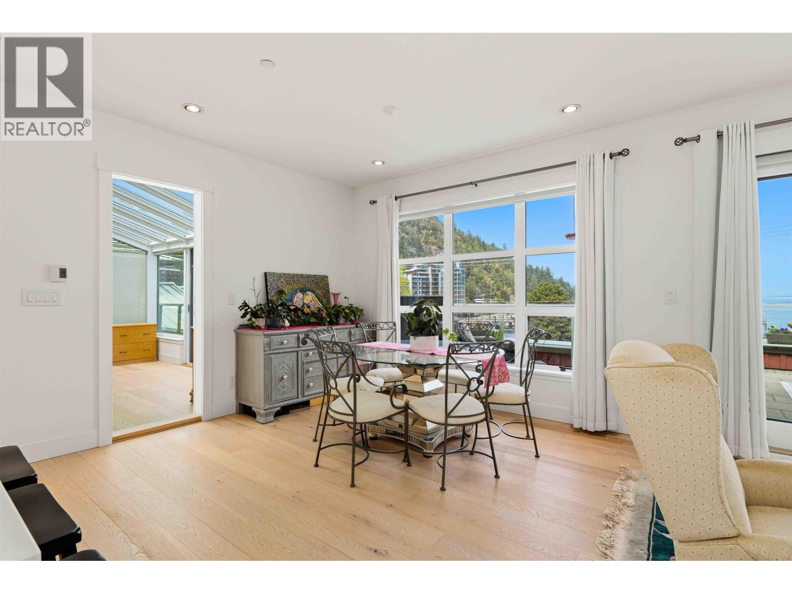 Ph 1 6688 Royal Avenue, West Vancouver, British Columbia  V7W 2B9 - Photo 7 - R3115952