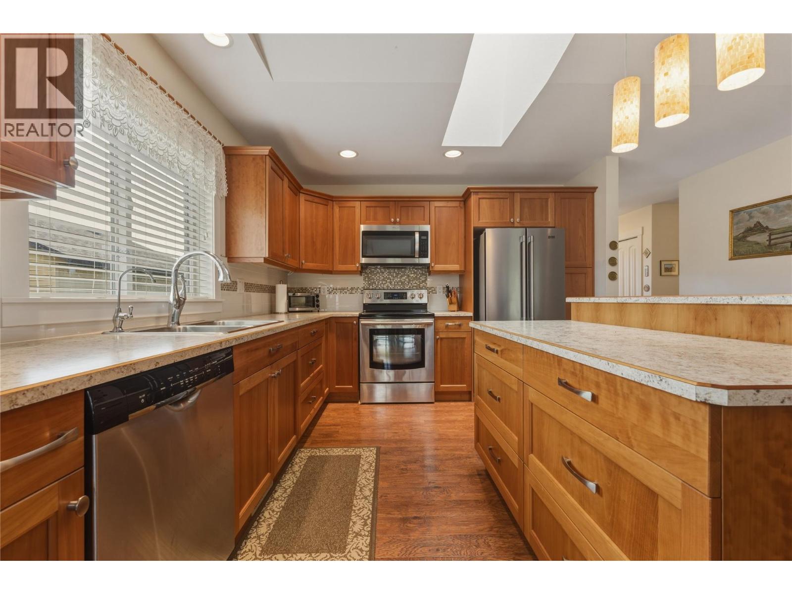 4149 4th Street, Vernon, British Columbia  V1H 1Z1 - Photo 9 - 10384213