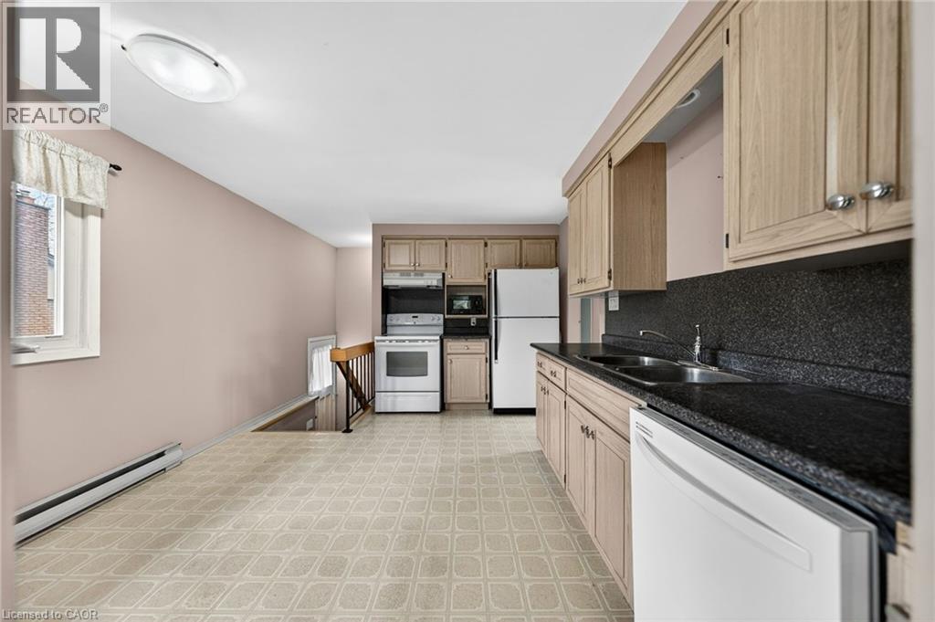 232 Salisbury Avenue, Cambridge, Ontario  N1S 1K5 - Photo 16 - 40822352