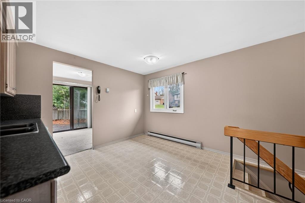 232 Salisbury Avenue, Cambridge, Ontario  N1S 1K5 - Photo 20 - 40822352