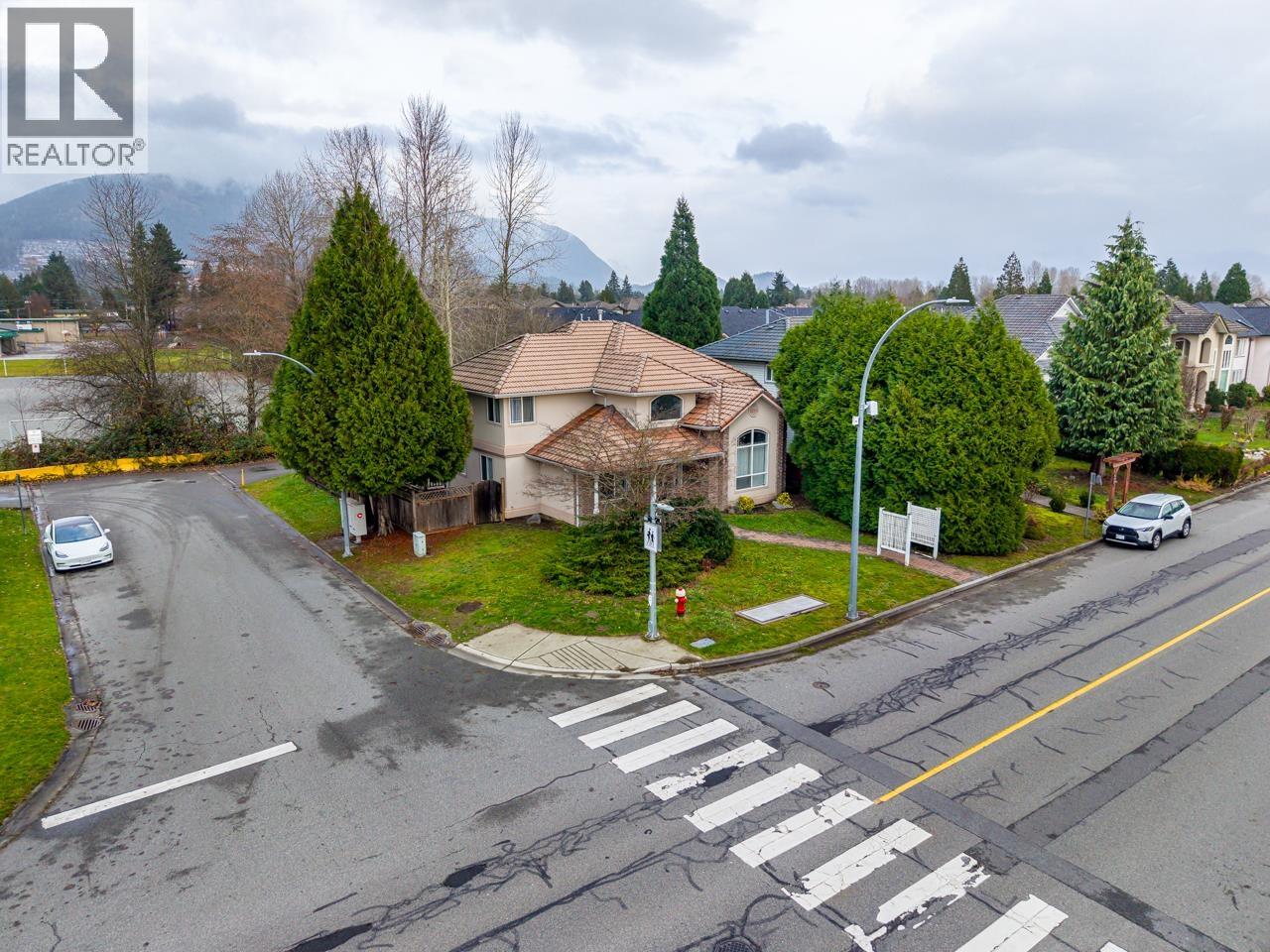 887 Riverside Drive, Port Coquitlam, British Columbia  V3B 7T6 - Photo 33 - R3115953