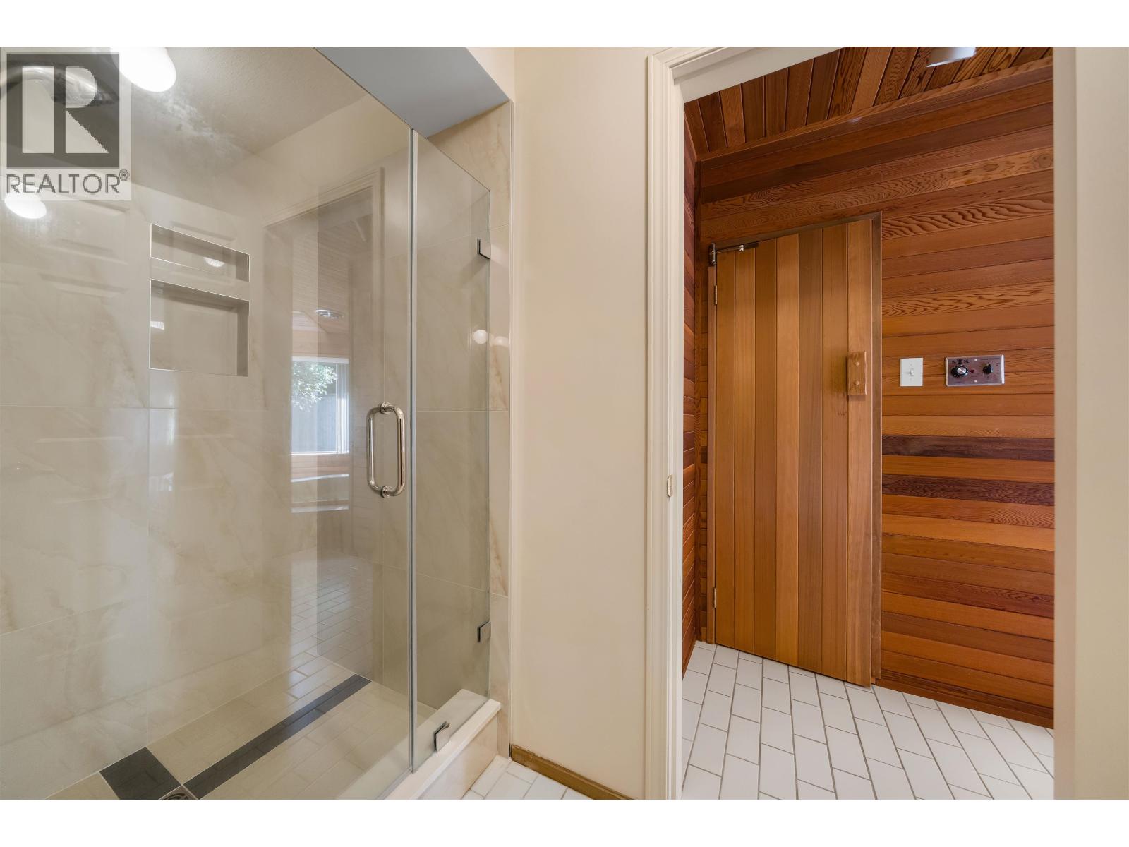 4613 St. Brides Place, Richmond, British Columbia  V7E 5V7 - Photo 14 - R3115954